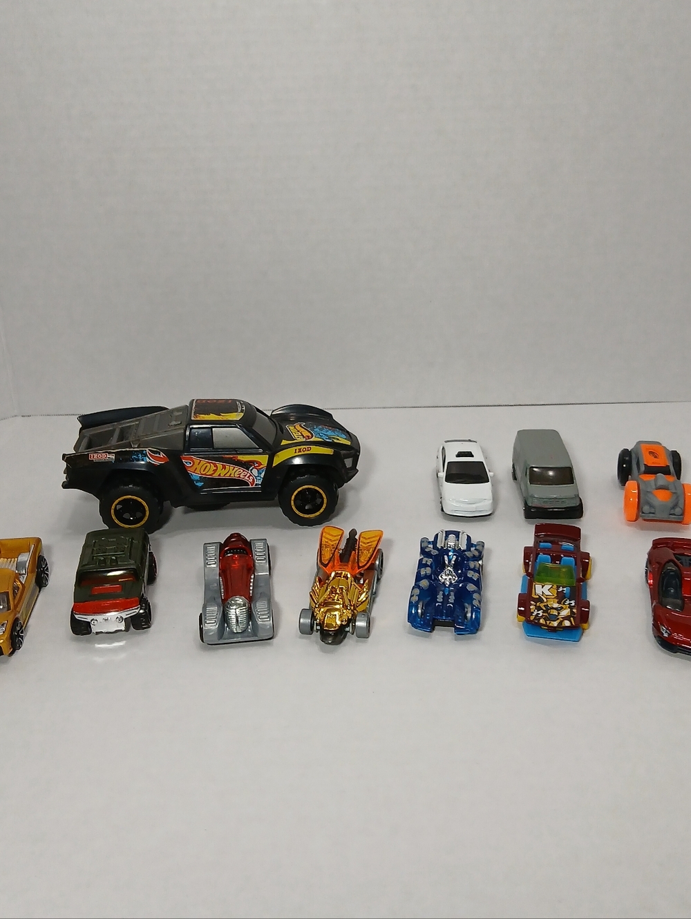 Bundle Hot Wheels Matchbox Nerf Cars Lot 11